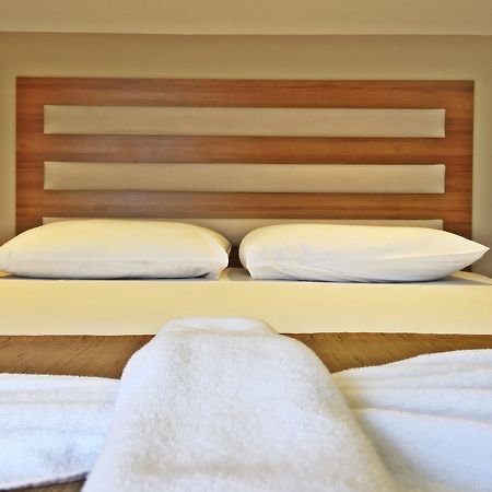 טראבזון Feza Otel מראה חיצוני תמונה