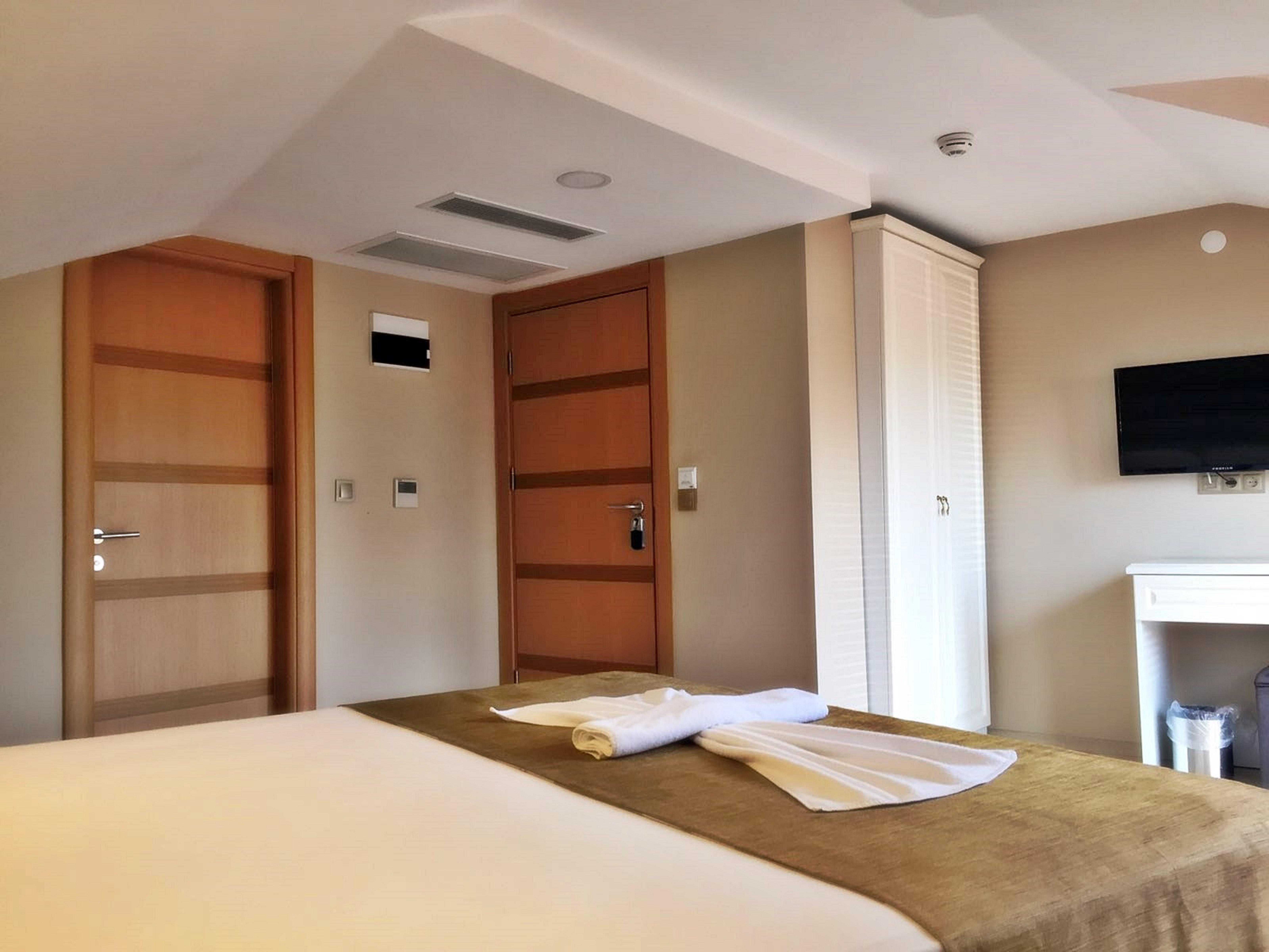 טראבזון Feza Otel מראה חיצוני תמונה