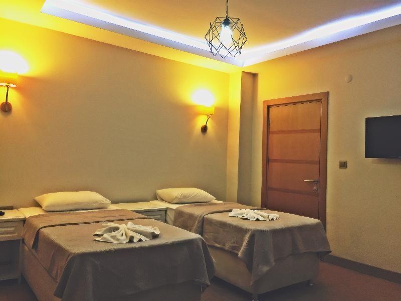 טראבזון Feza Otel מראה חיצוני תמונה
